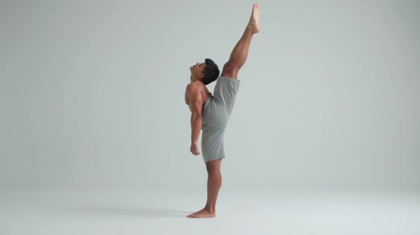 Maîtrisez les handstand push-ups avec ces techniques efficaces